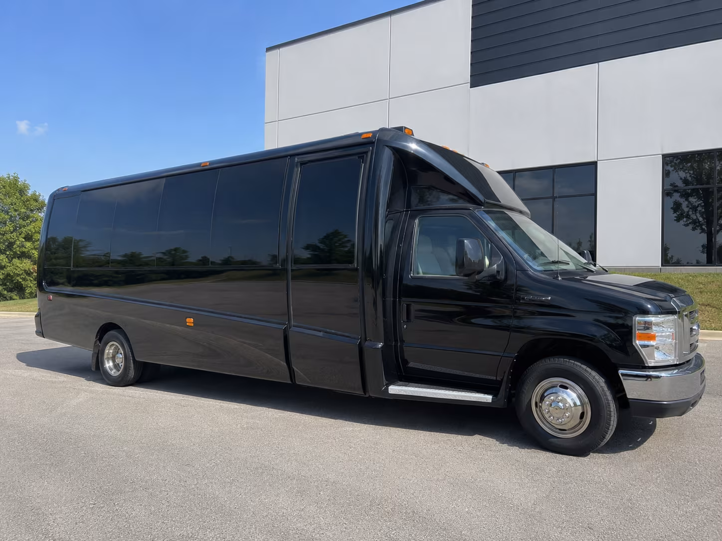 bridal party buses from greenville spartanburg airport to clemson