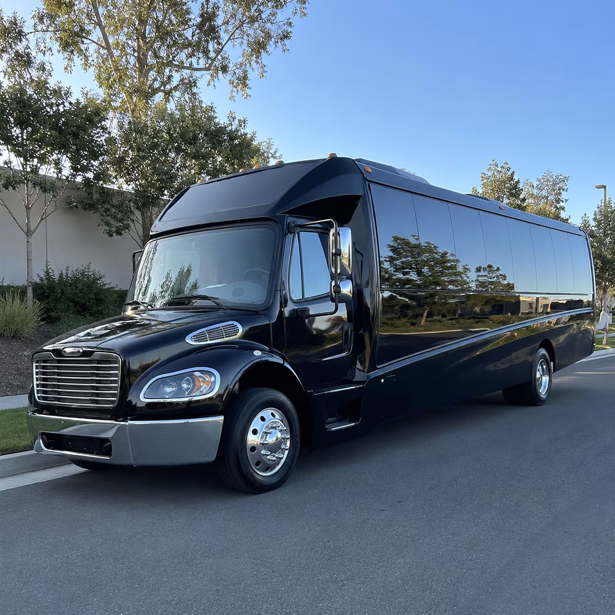 clemson 35 passenger minibus